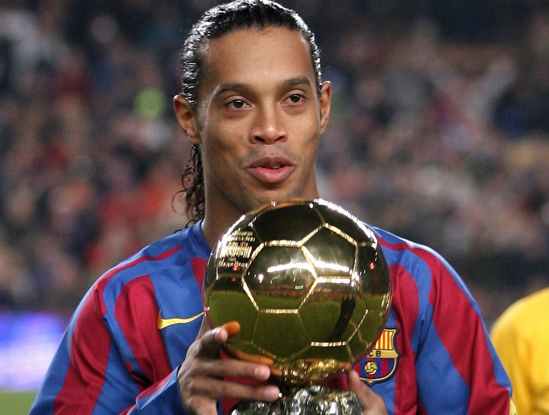 Cựu danh thủ Ronaldinho